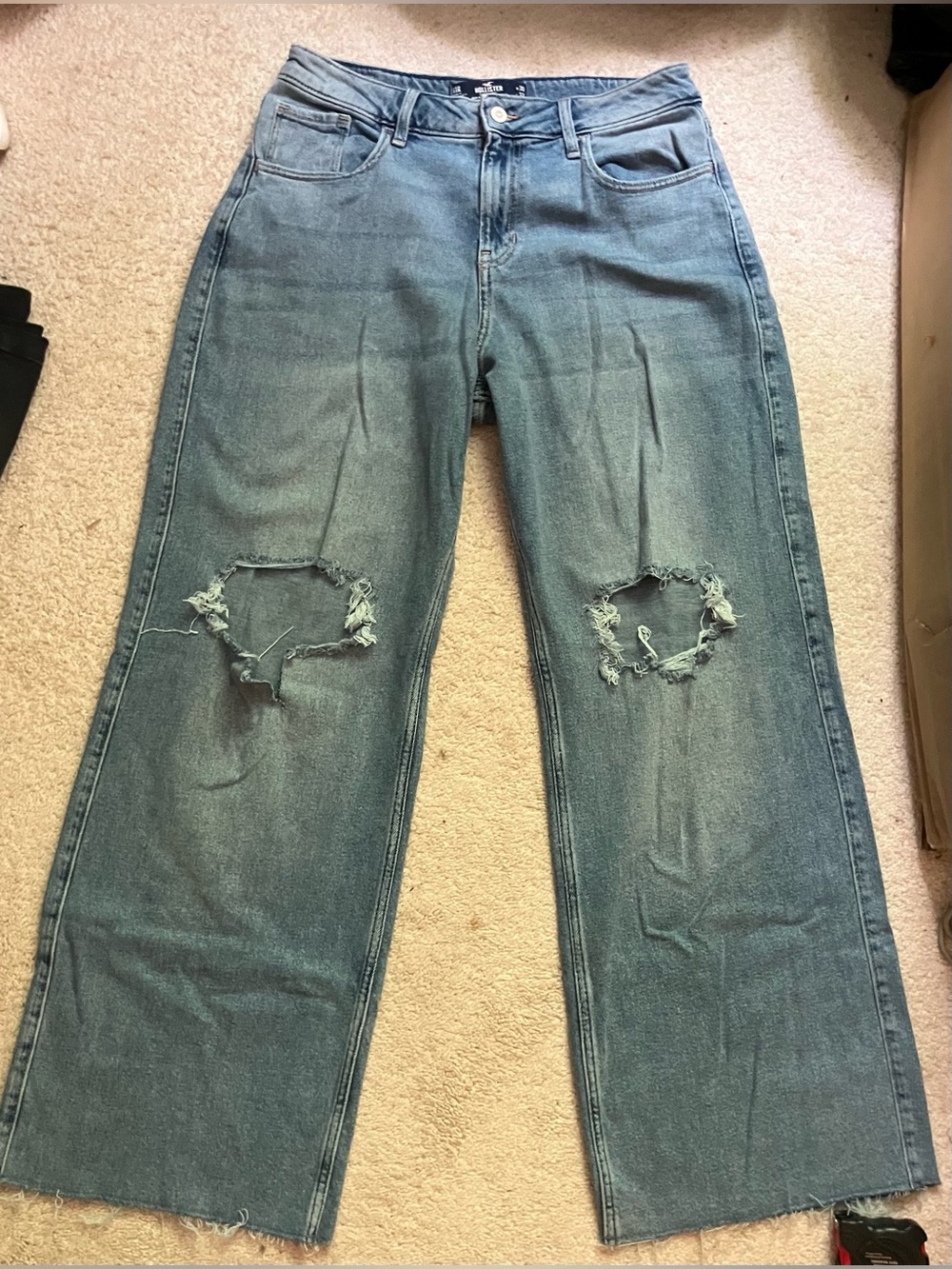 Women’s High Rise Baggy Hollister Ripped Jeans